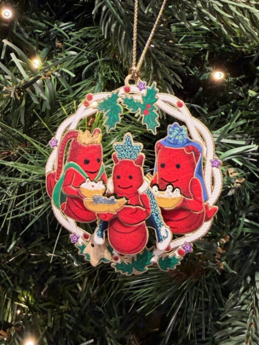 龍蝦吊飾。 (Photo courtesy of Chris Alfonso)